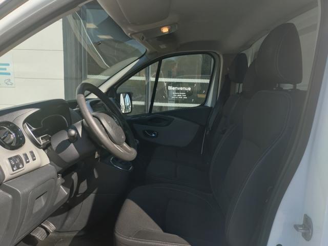 Renault Trafic image 7