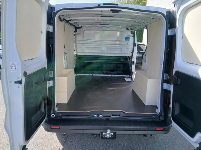 Nissan Primastar image 4