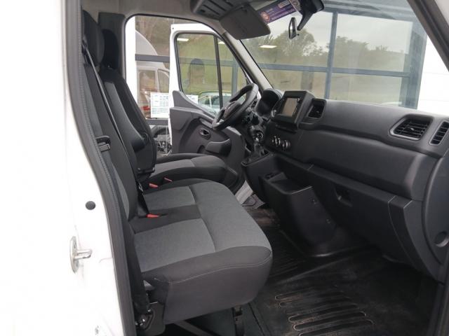 Renault Master image 4