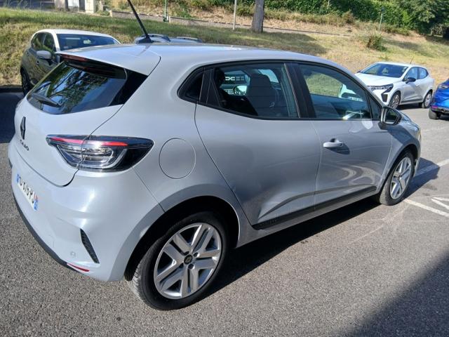 Renault Clio image 6