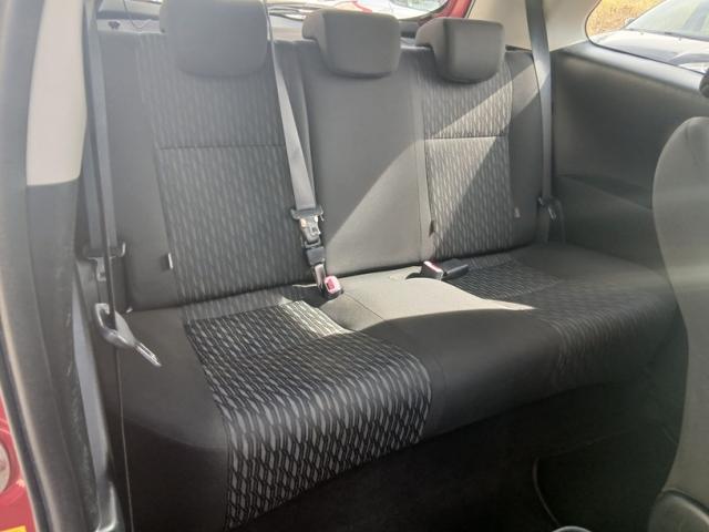 Toyota Yaris image 2