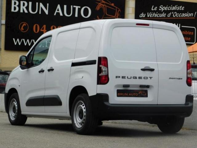 Peugeot Partner image 2