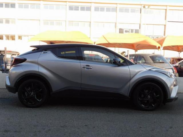 Toyota C-Hr image 6