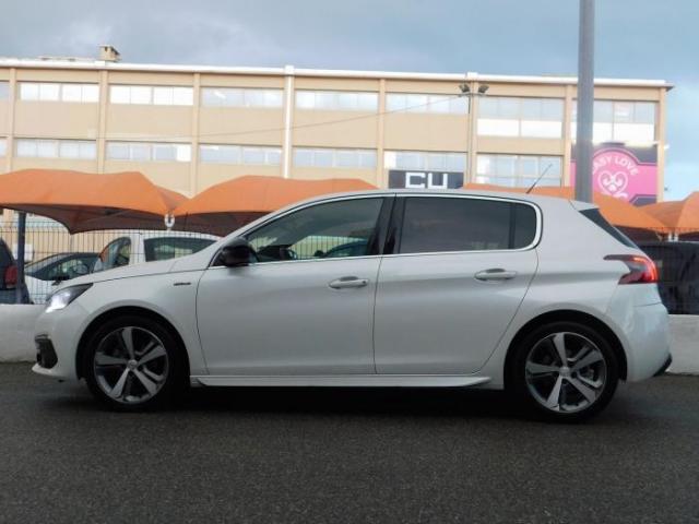 Peugeot 308 image 2