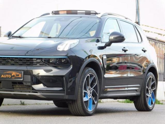 Lynk & Co 01 image 2