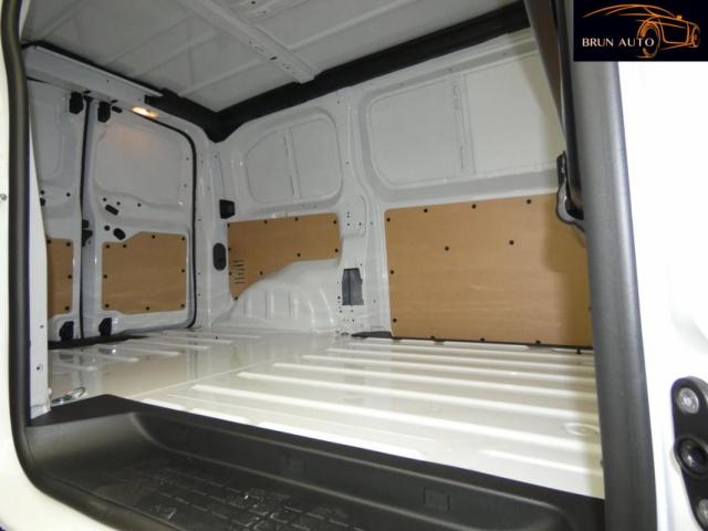 Citroen Jumpy image 8