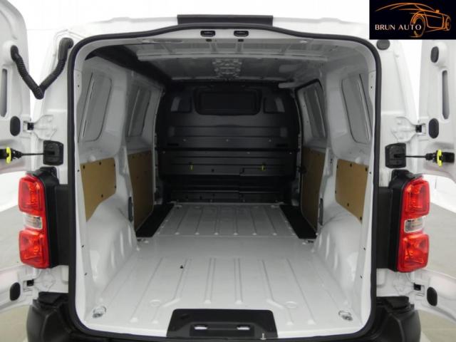 Citroen Jumpy image 3