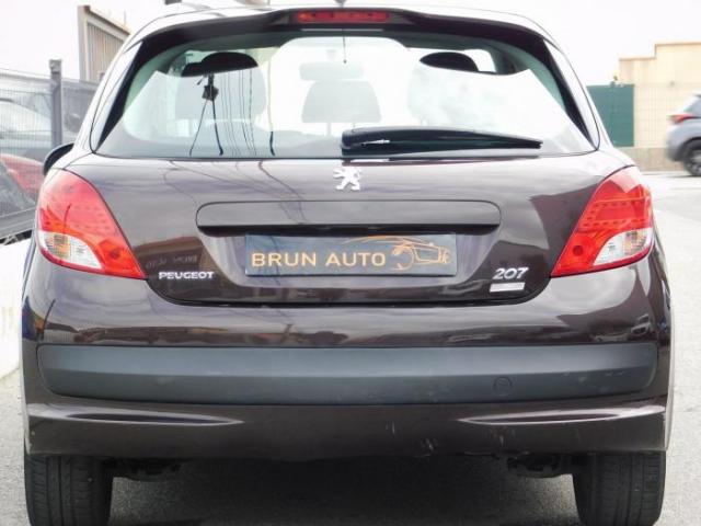Peugeot 207 image 6