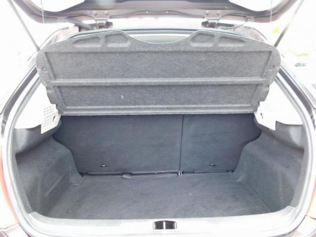 Peugeot 207 image 9