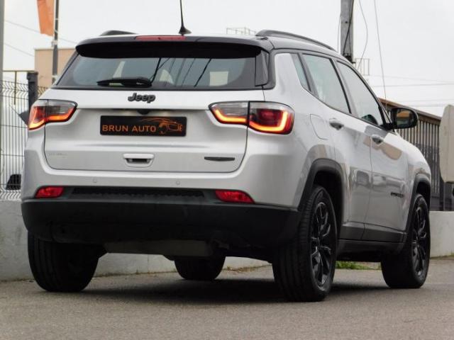 Jeep Compass image 8