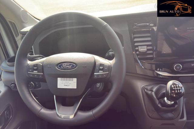 Ford Transit image 7