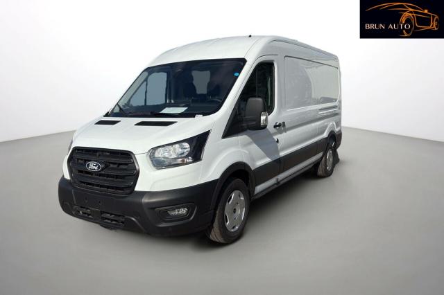 Ford Transit image 3