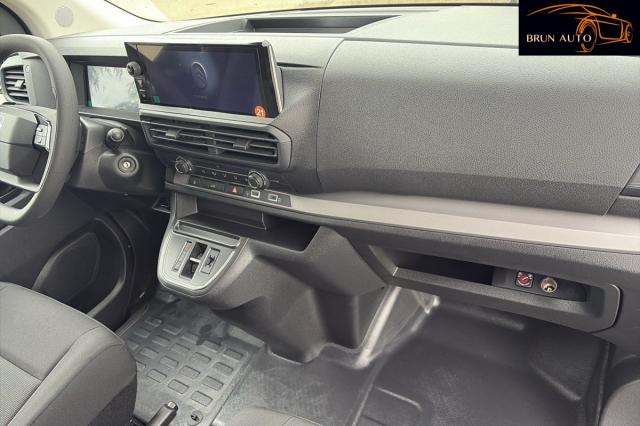 Citroen Jumpy image 9