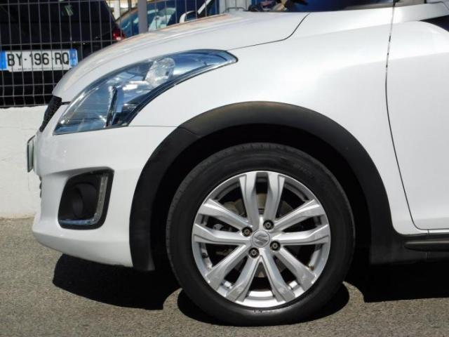 Suzuki Swift image 7