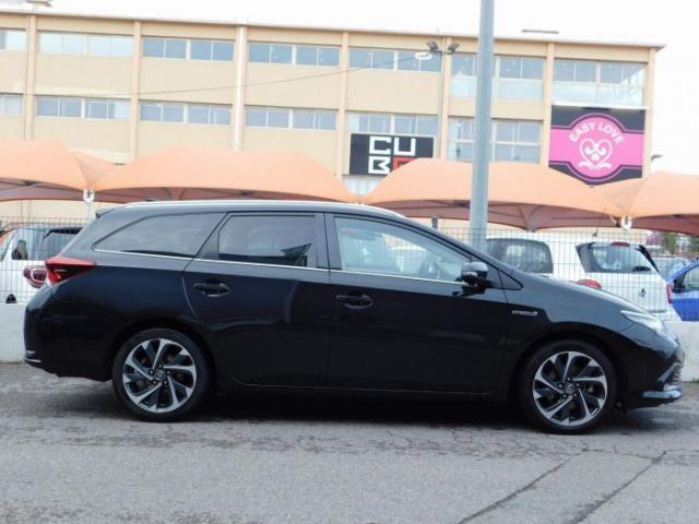 Toyota Auris image 7