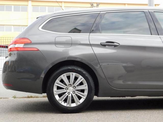 Peugeot 308 Sw image 6