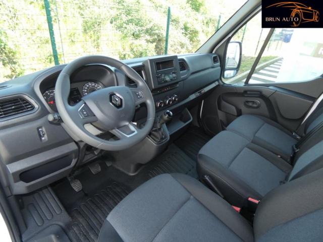 Renault Master image 9