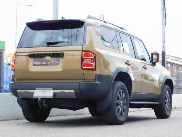 Toyota Land Cruiser image 7