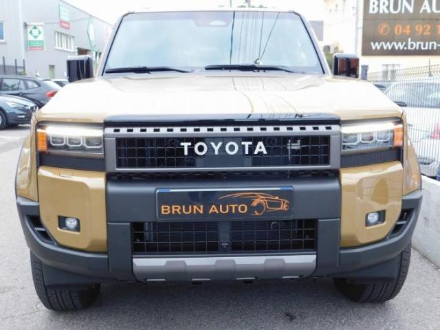 Toyota Land Cruiser image 2