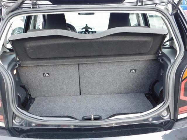Volkswagen Up! image 3