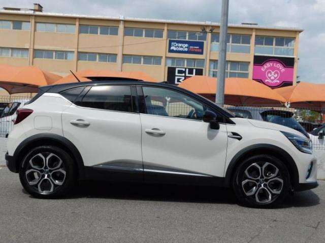 Renault Captur image 2