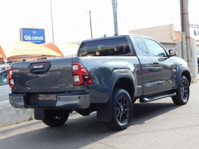 Toyota Hilux image 7