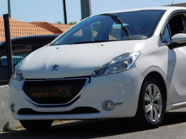 Peugeot 208 image 5