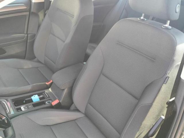 Volkswagen Golf image 3