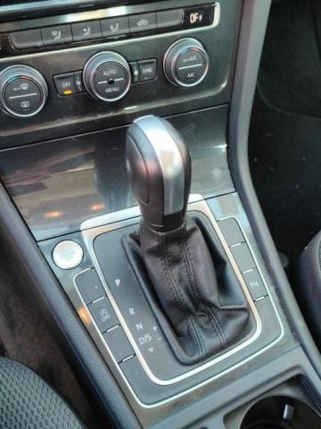 Volkswagen Golf image 1