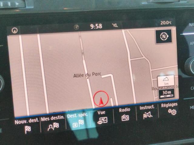 Volkswagen Golf image 6