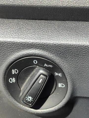 Volkswagen T-Roc image 6