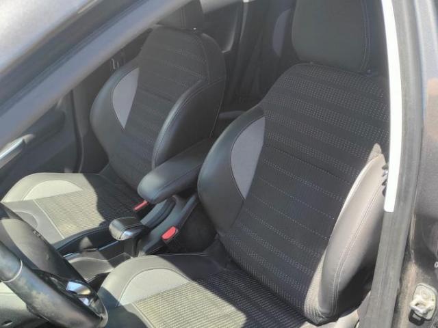 Peugeot 2008 image 5