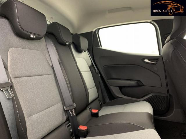 Renault Clio image 8