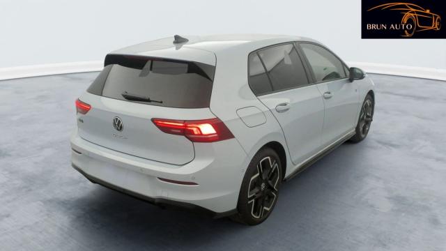 Volkswagen Golf image 7