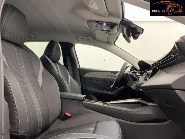 Peugeot 308 image 8