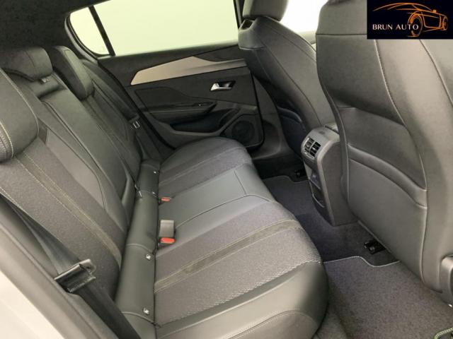 Peugeot 308 image 8