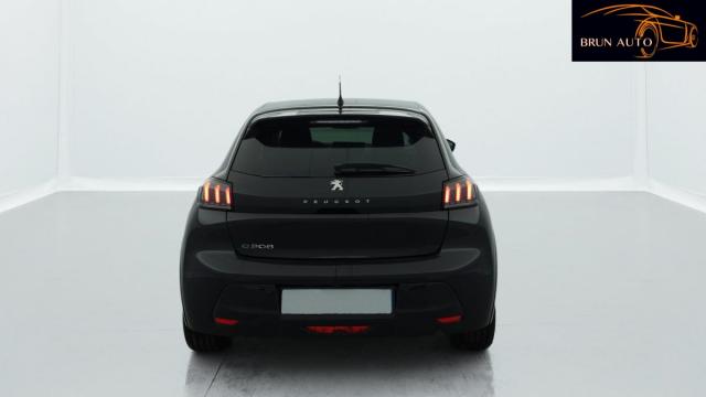 Peugeot 208 image 4