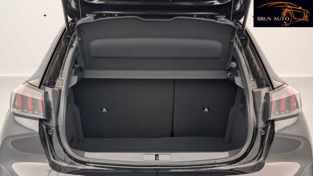 Peugeot 208 image 5