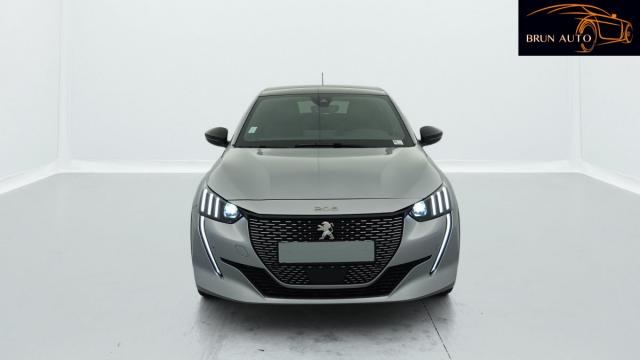 Peugeot 208 image 2