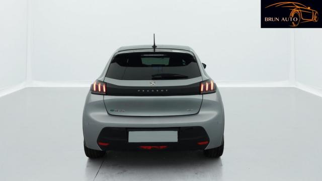 Peugeot 208 image 4