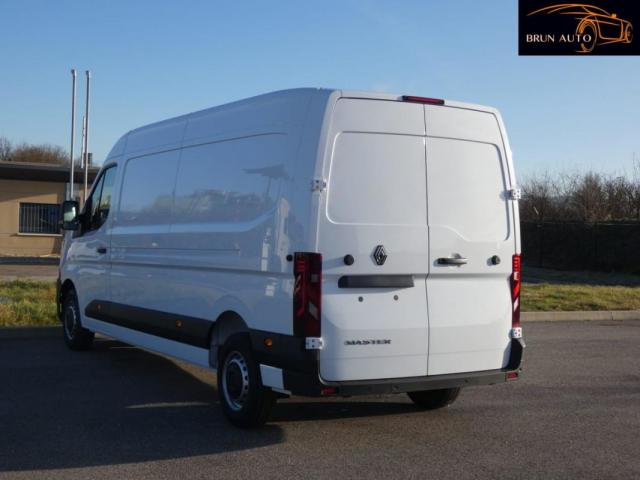 Renault Master image 4