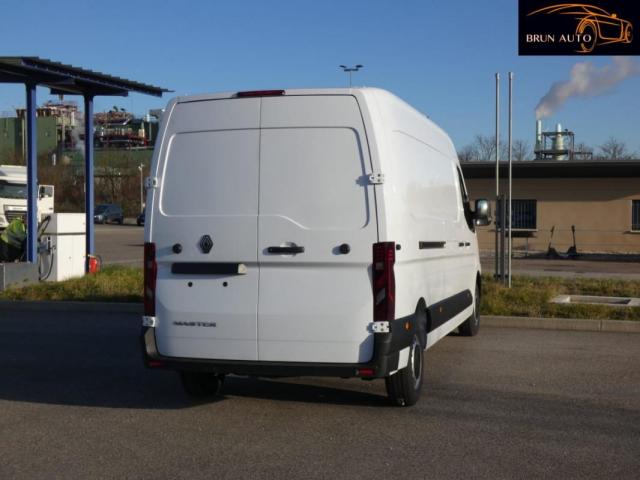 Renault Master image 6