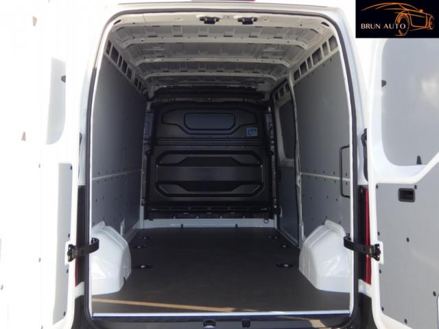 Renault Master image 7