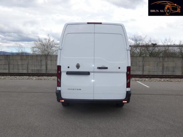Renault Master image 8