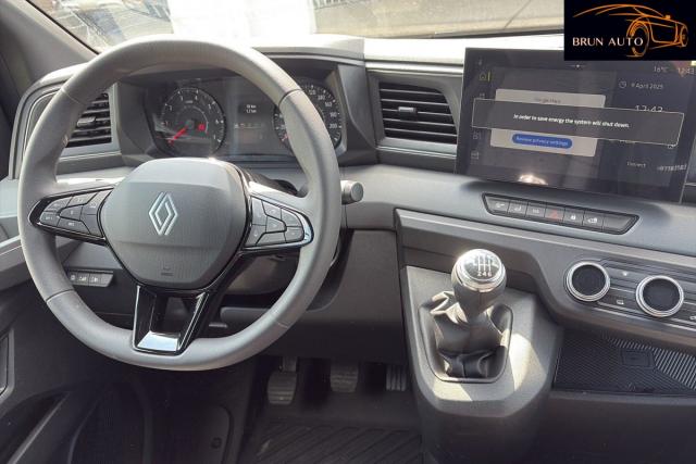 Renault Master image 1