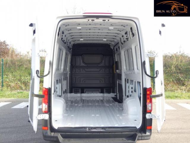 Volkswagen Crafter image 2