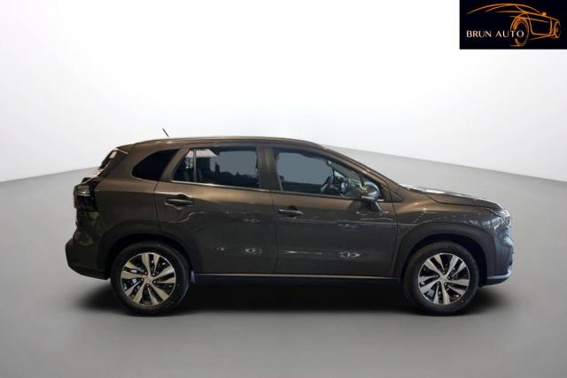 Suzuki S-Cross image 2