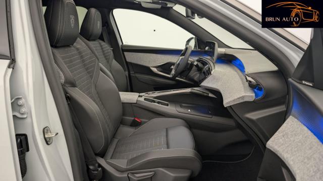 Peugeot 3008 image 8