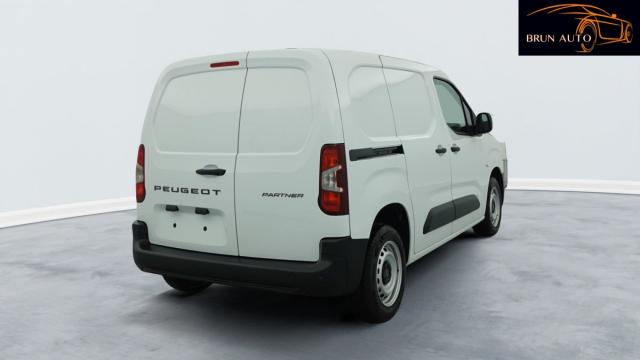 Peugeot Partner image 1