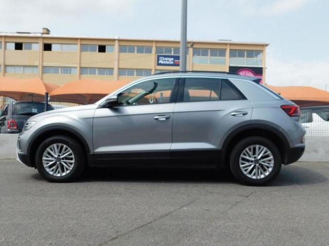 Volkswagen T-Roc image 4